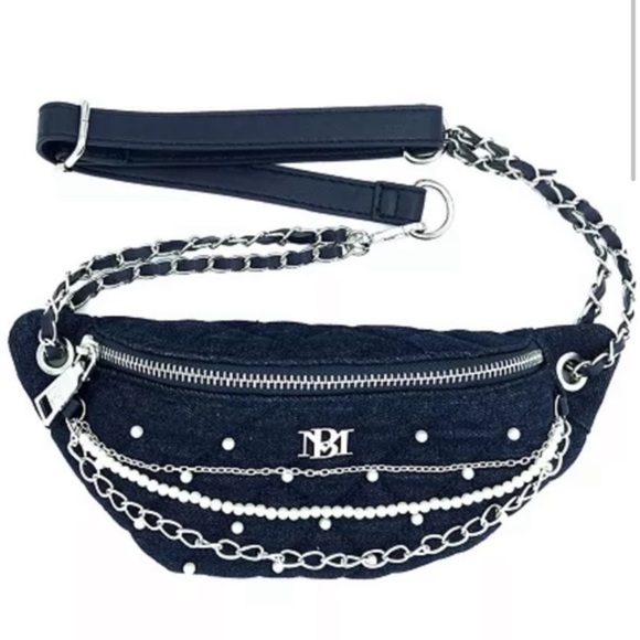 Expedited Host Access + Posh Tips + Inventory - Sick of Being on The Waitlist? - Picture 10 of 16